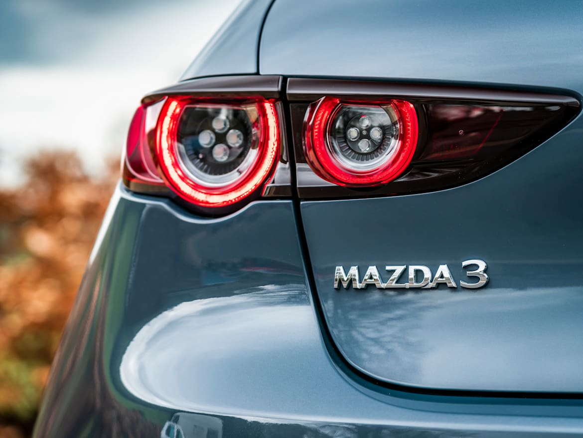 Mazda3 Hatchback — exterior side profile