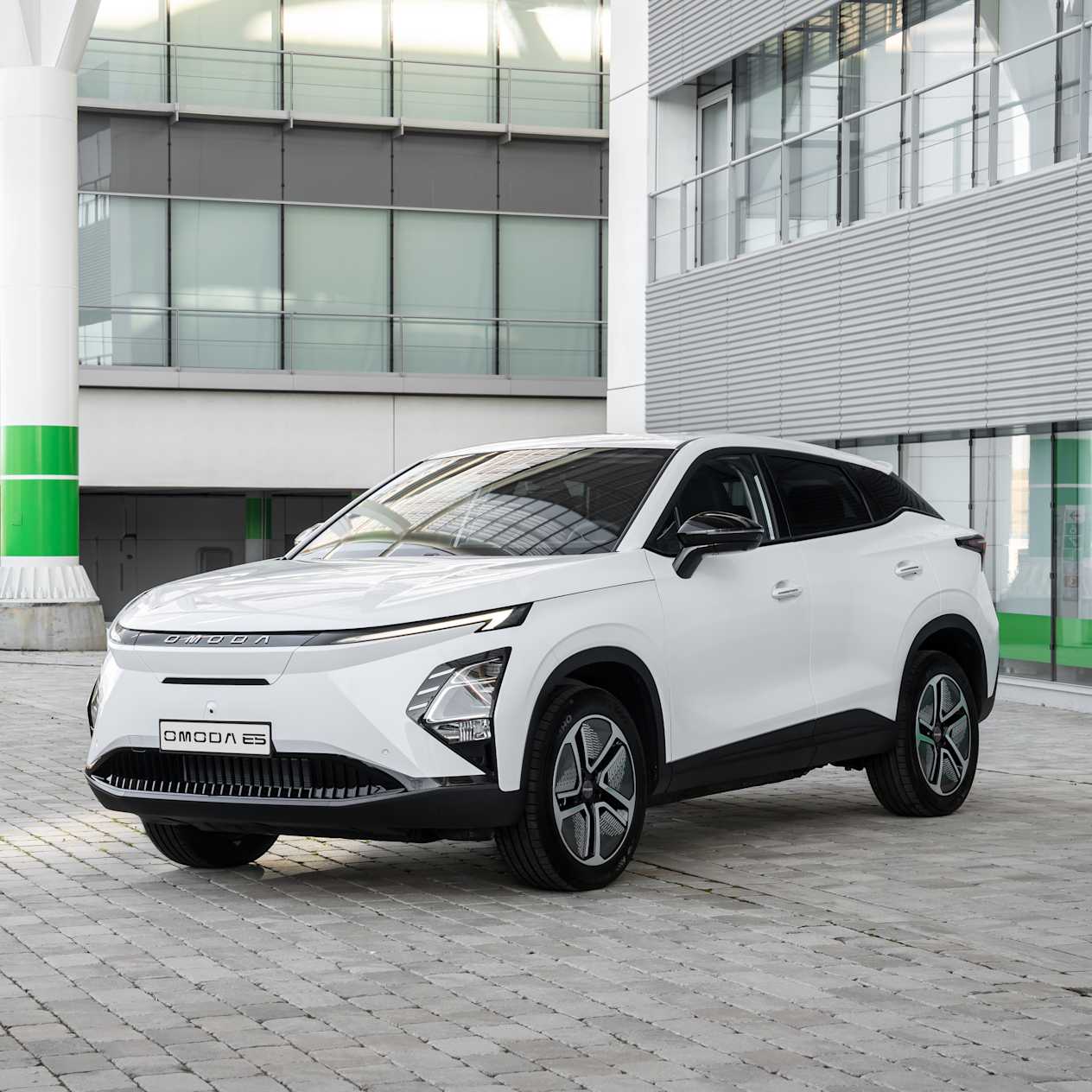 OMODA E5