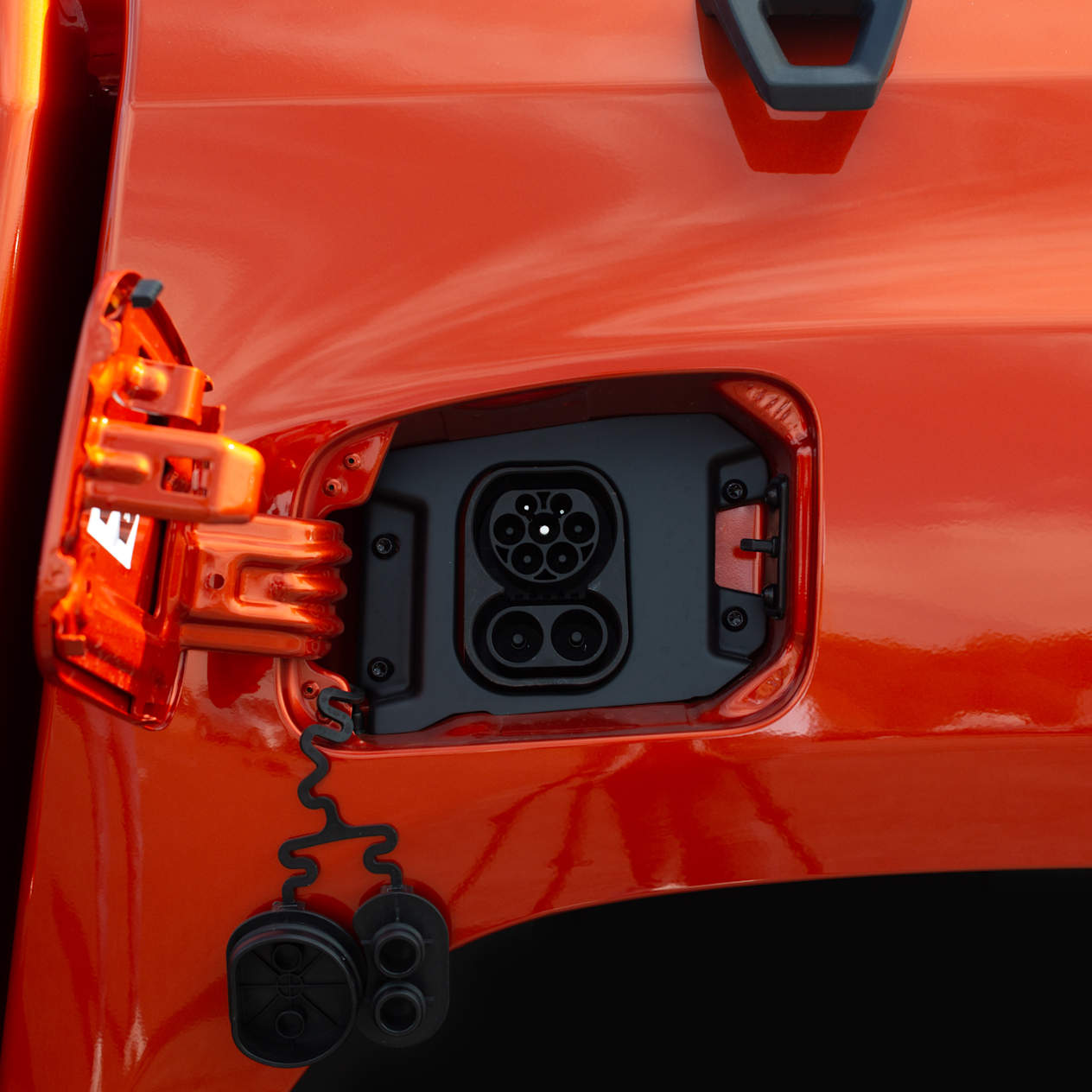 Maxus T90 Ev Charging Port