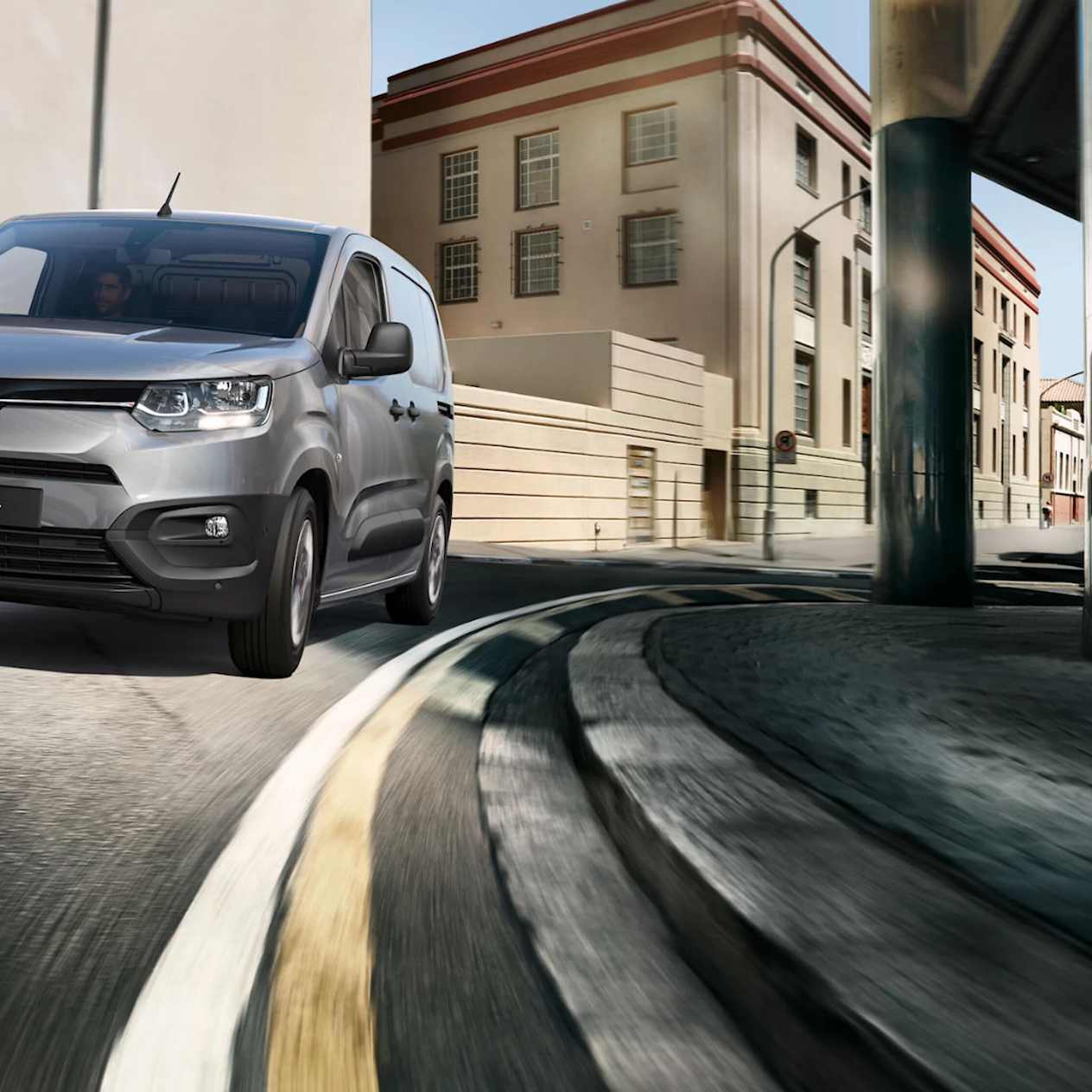 Proace City Driving
