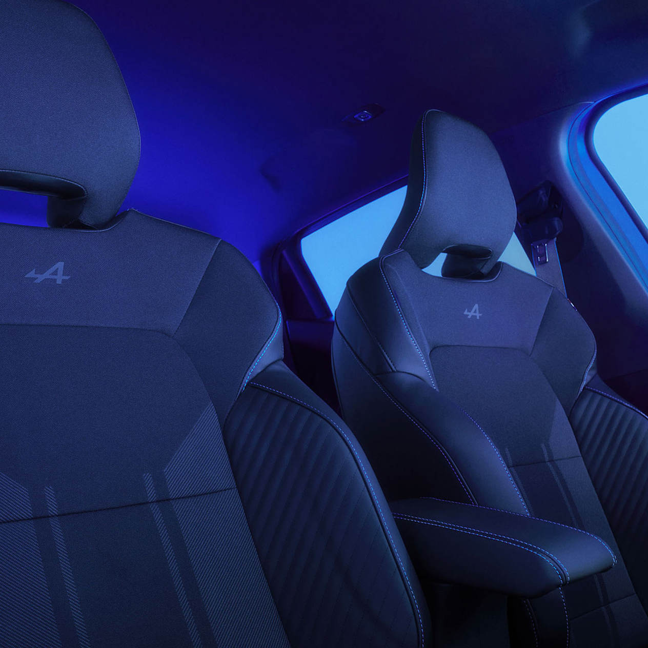 Clio Interior 