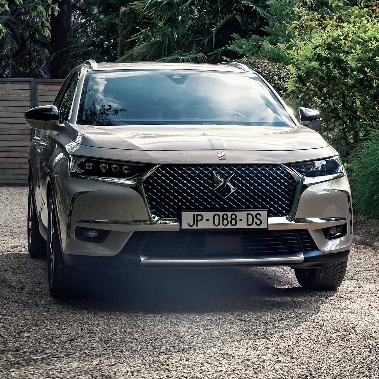 DS 7 Crossback E-Tense
