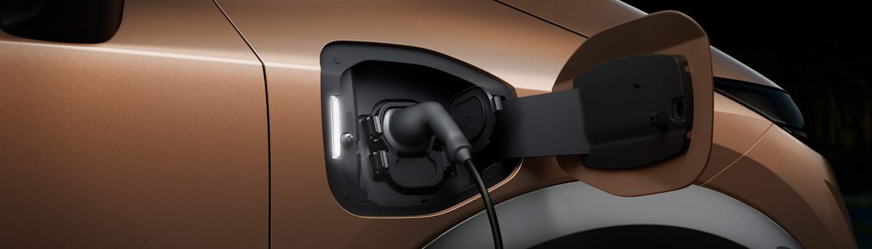 Smart Home Charging - Nissan 
