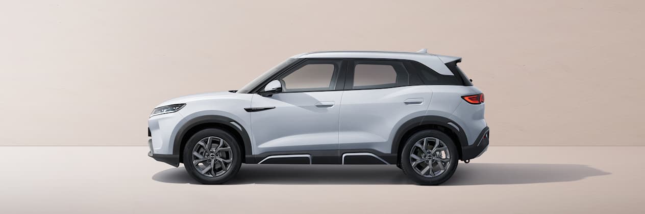 BYD Atto 2 2025 blanc : profil gauche statique