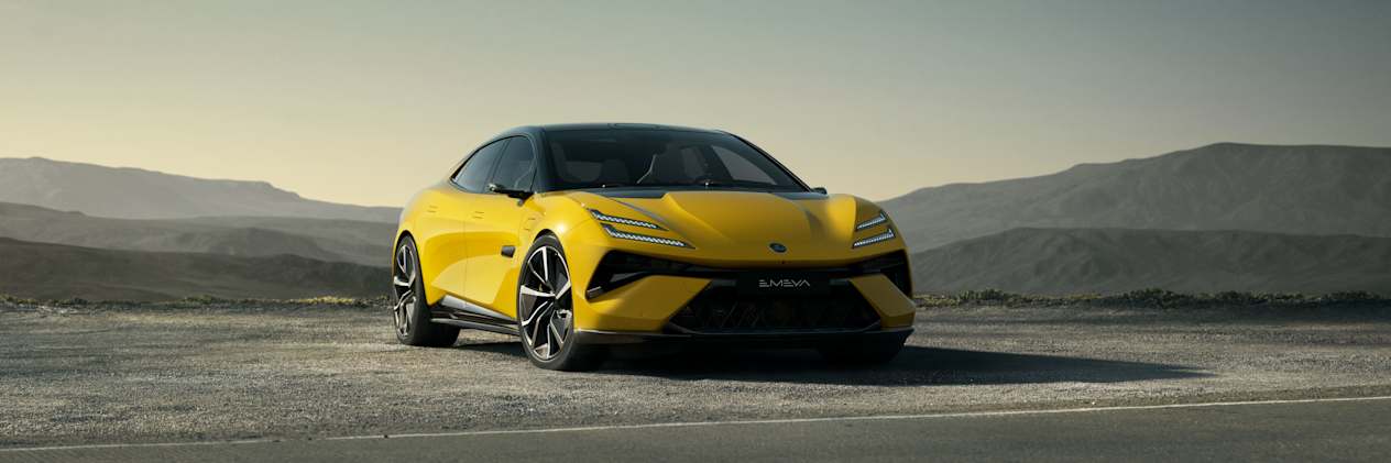 Lotus Emeya : 3/4 avant