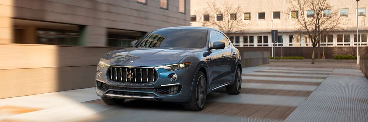 Maserati levante vue avant gauche