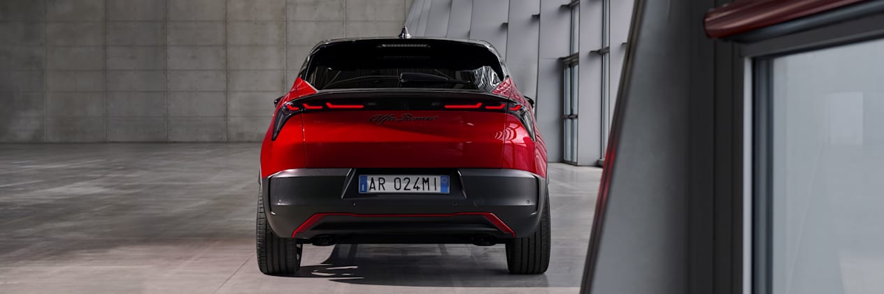 Alfa Romeo Junior face arrière