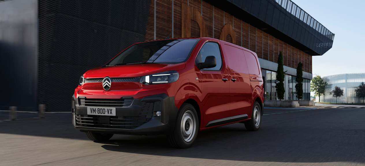 Citroën Jumpy 2024 : trois quarts avant gauche