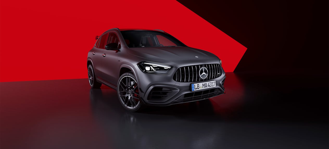 Mercedes GLA 45 S AMG 2023 : trois quarts avant droit