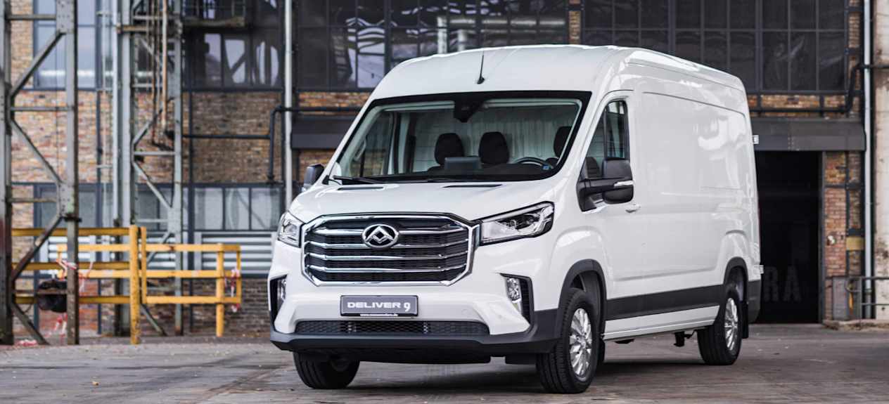 White Maxus DELIVER 9