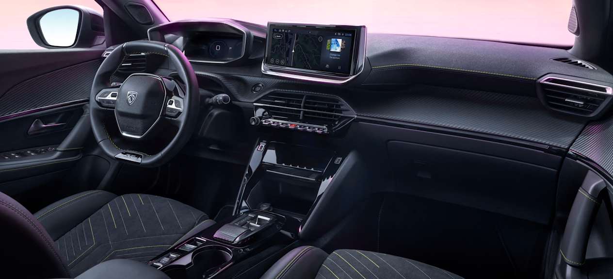 Peugeot 2008 2023 : intérieur de l'habitacle