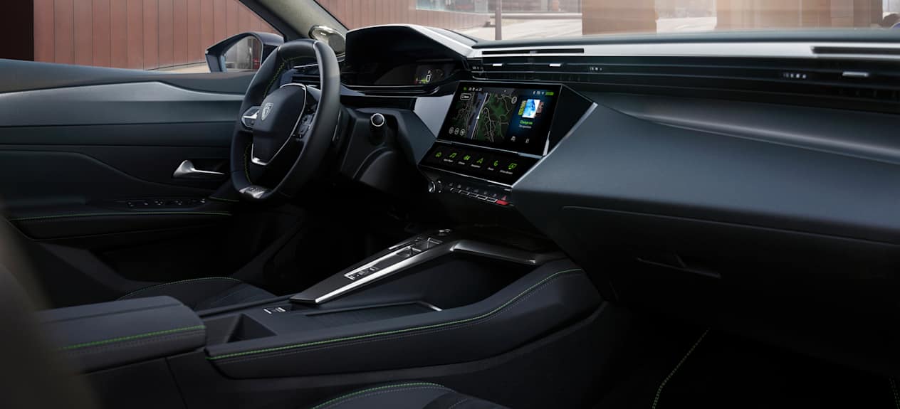 Peugeot 308 SW 2021 : intérieur et console centrale