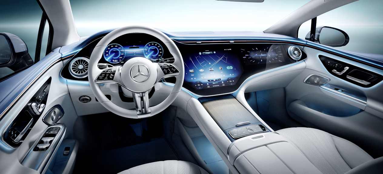 EQE de Mercedes-EQ : Habitacle blanc hyperscreen