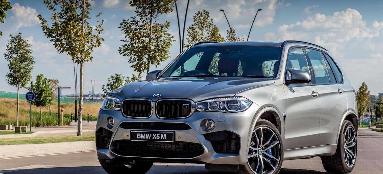 X5 M Automobiles