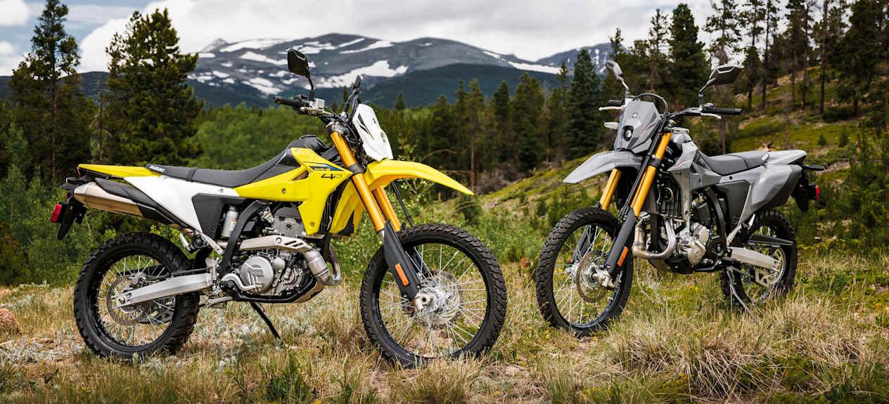 Suzuki DR-Z4S sommet de montagne