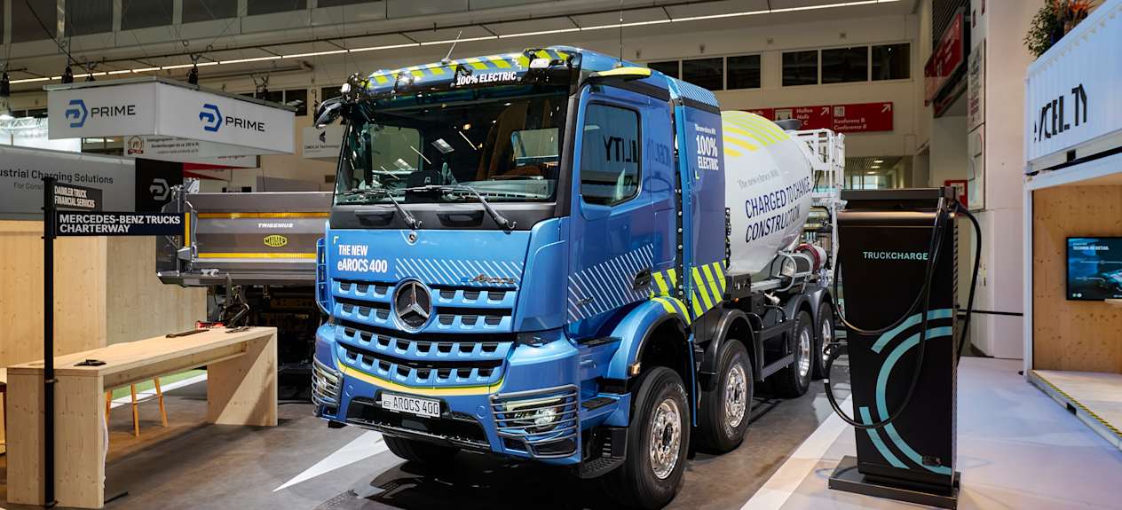 Mercedes eArocks 400 salon bauma 2025