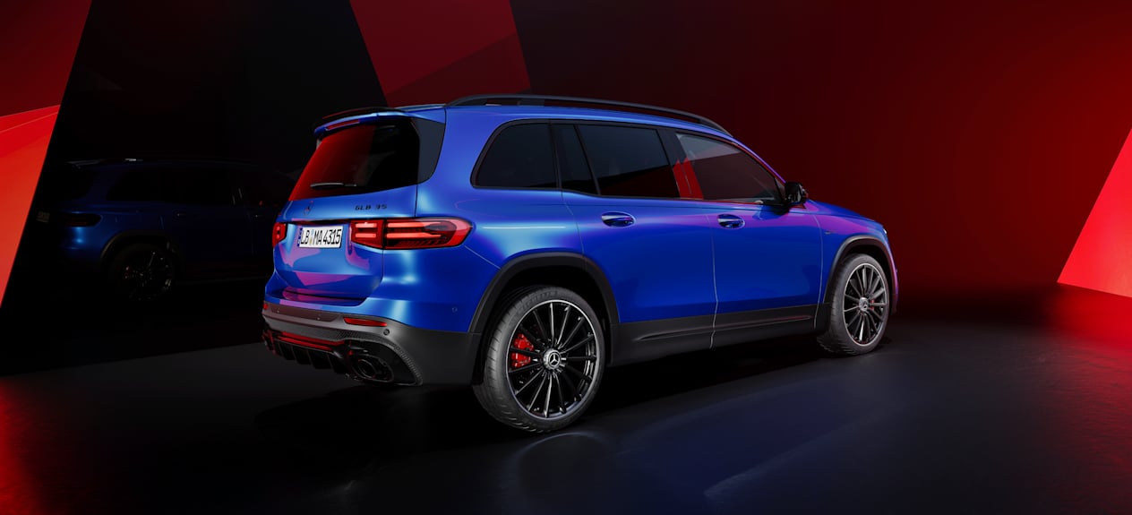 Mercedes GLB 35 AMG 2023 : trois quarts arrière droit
