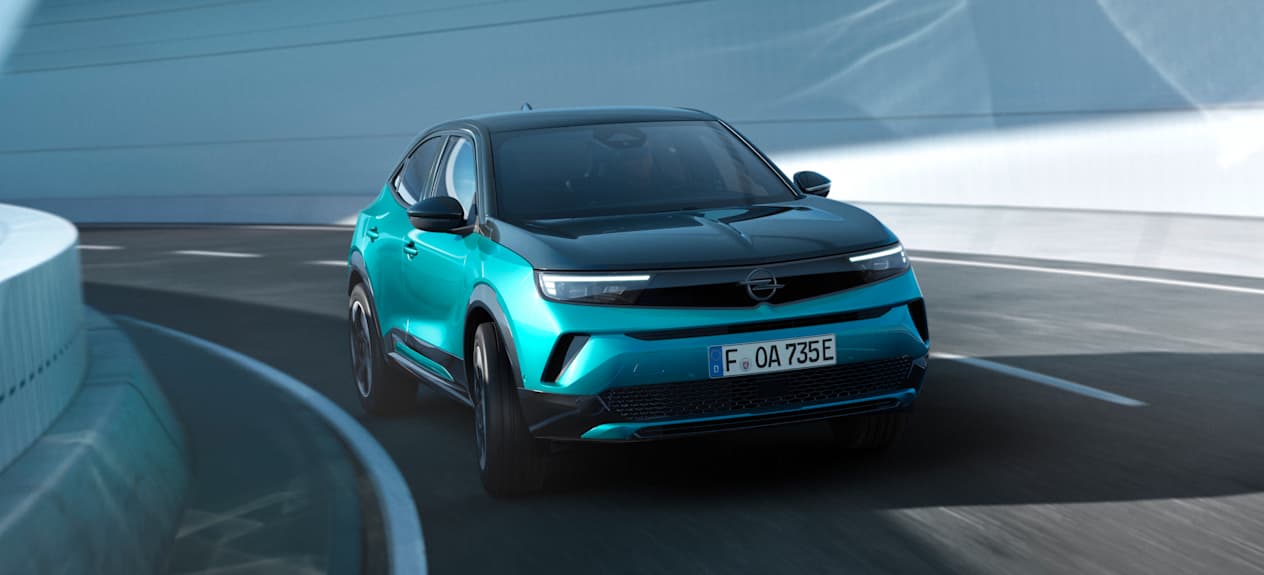 Opel Mokka 2025 : face avant sur route