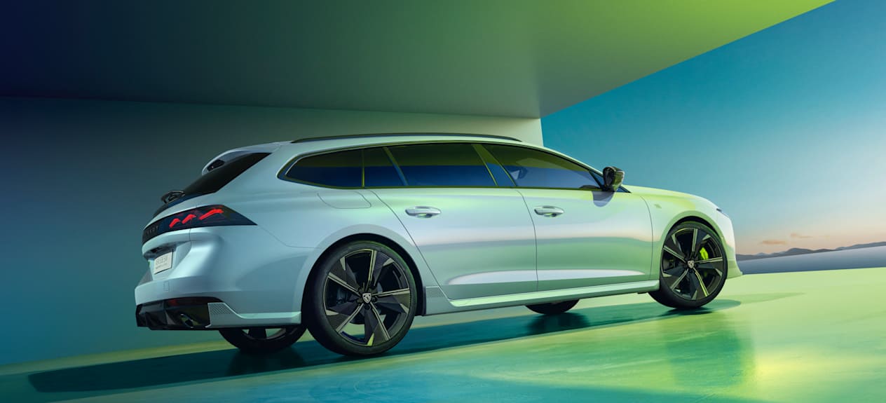 Peugeot 508 SW PSE 2023 : profil droit