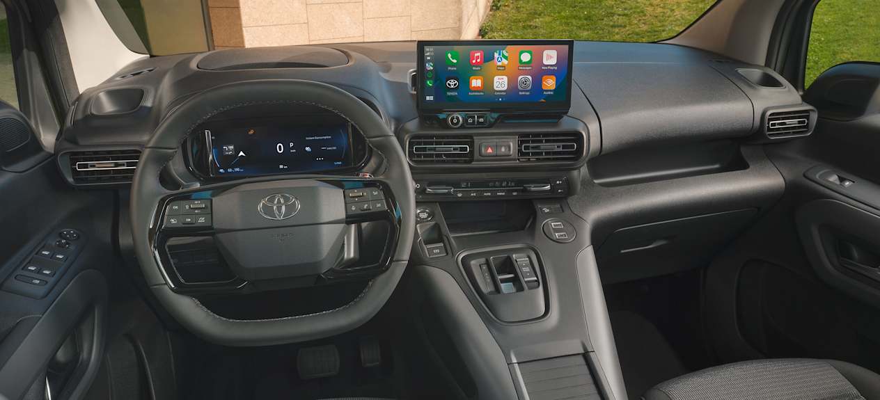 toyota proace city verso planche de bord