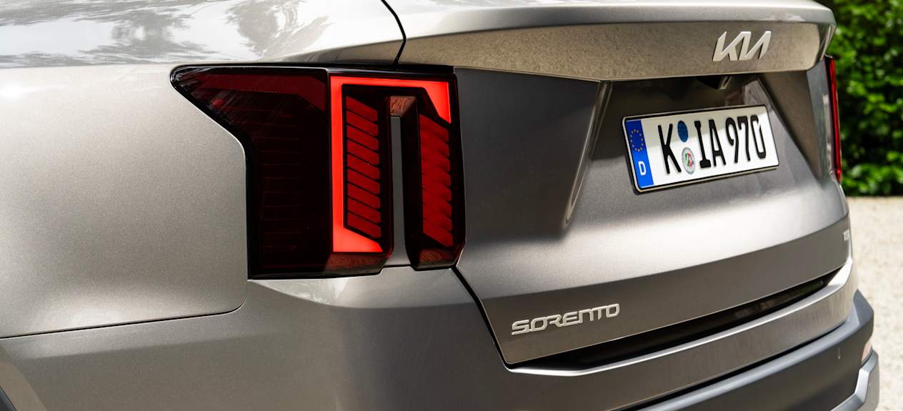 Kia Sorento 2024 : détail feu arrière