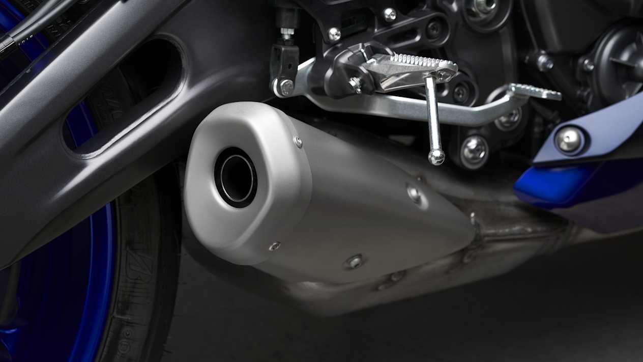 Yamaha R7 échappement