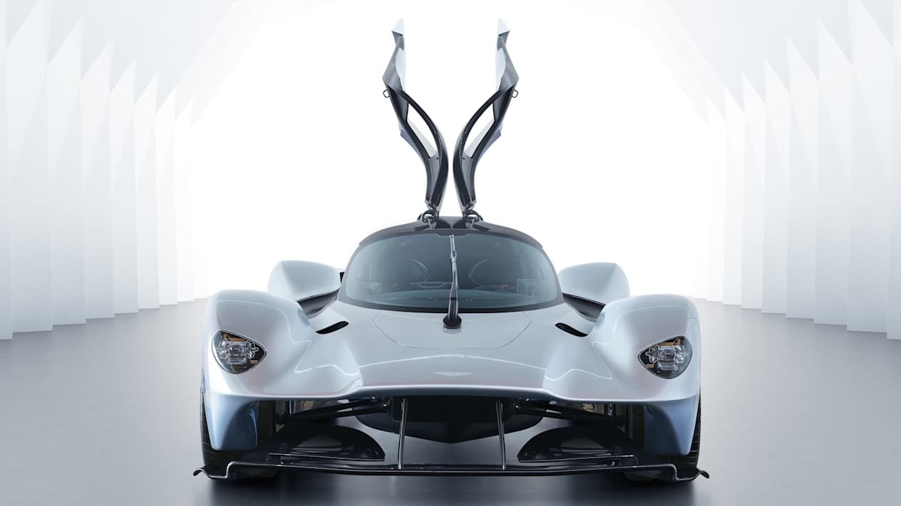 Aston Martin Valkyrie : Avant avec portes ouvertes