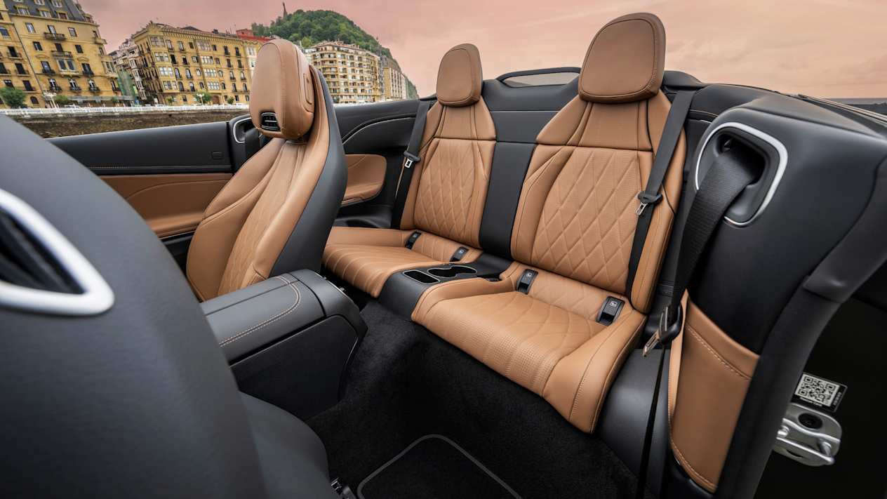 Mercedes CLE Cabriolet 2024 : sièges arrière