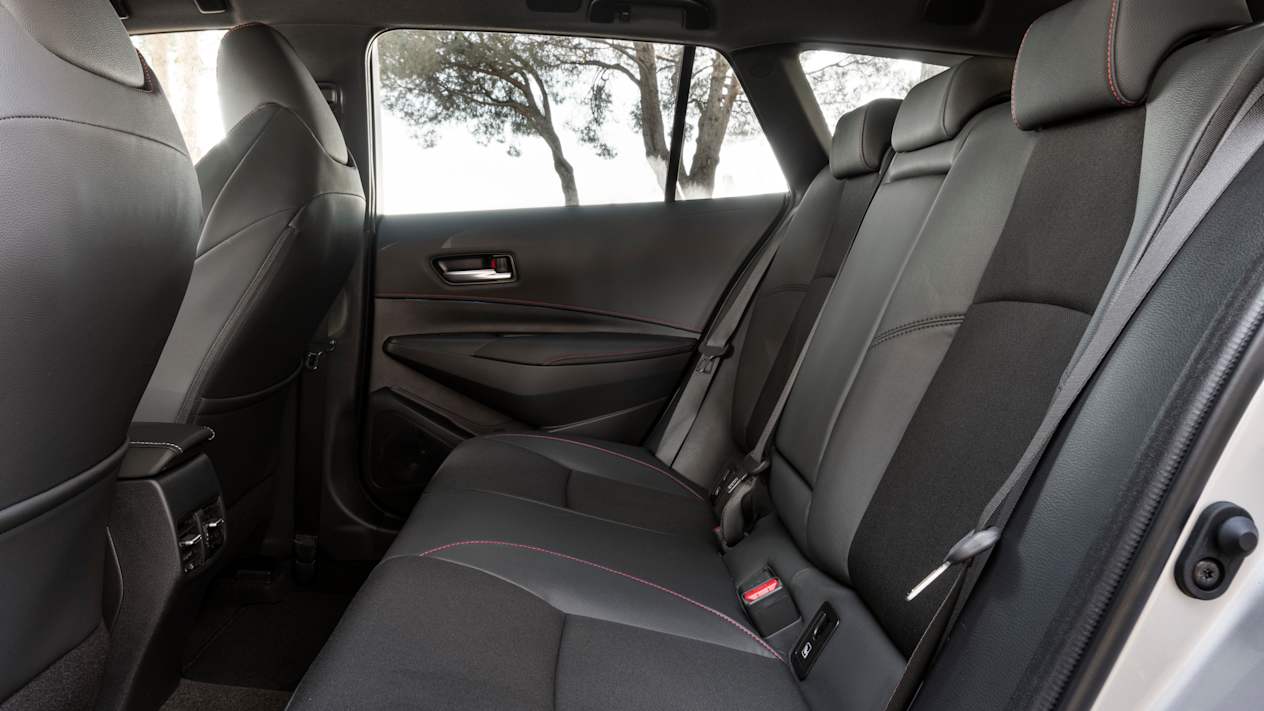 toyota Corolla Touring Sports 2023 sièges arrière