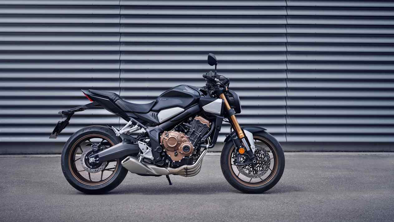 Honda CB650R 2024 : profil droit statique