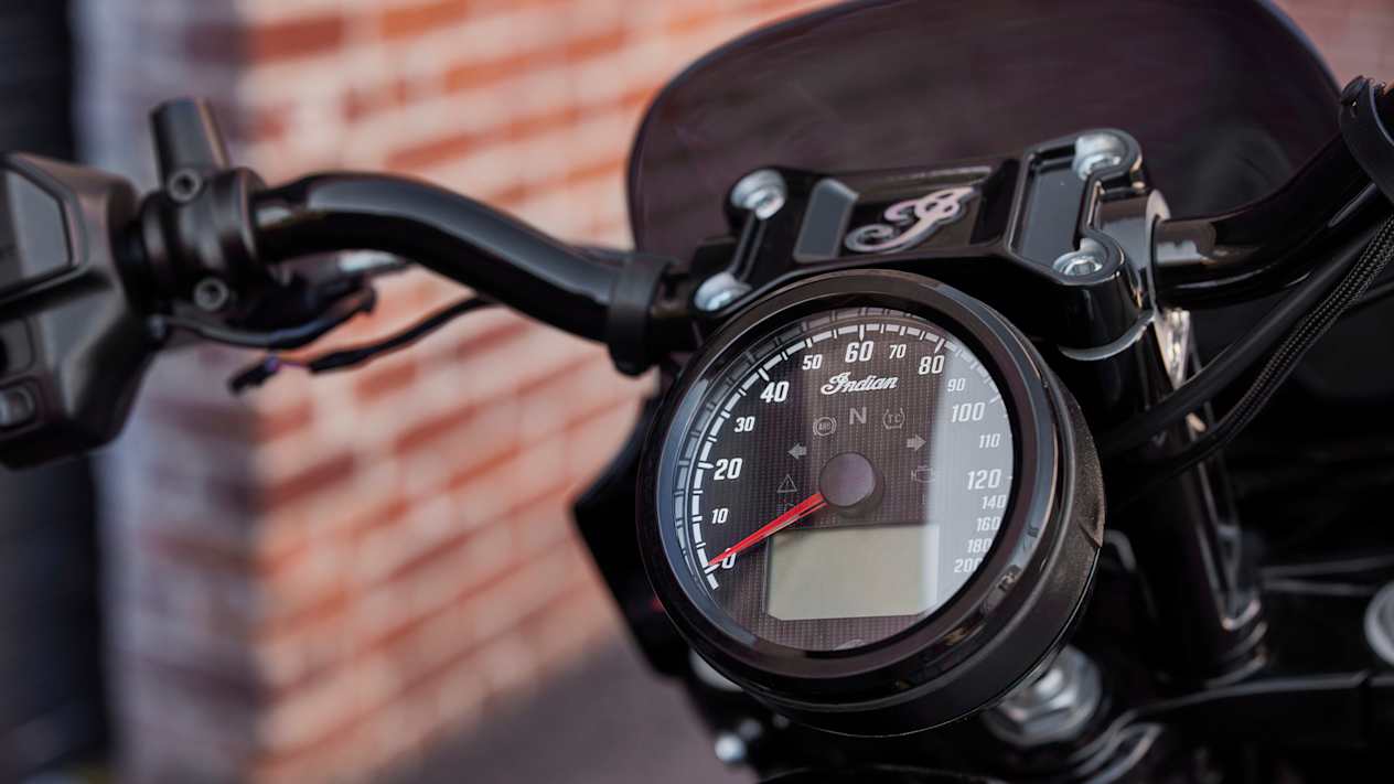 Indian Sport Scout Limited 2025 : détail compteur