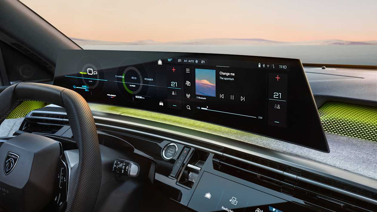 Peugeot 5008 2024 : détail écran tactile