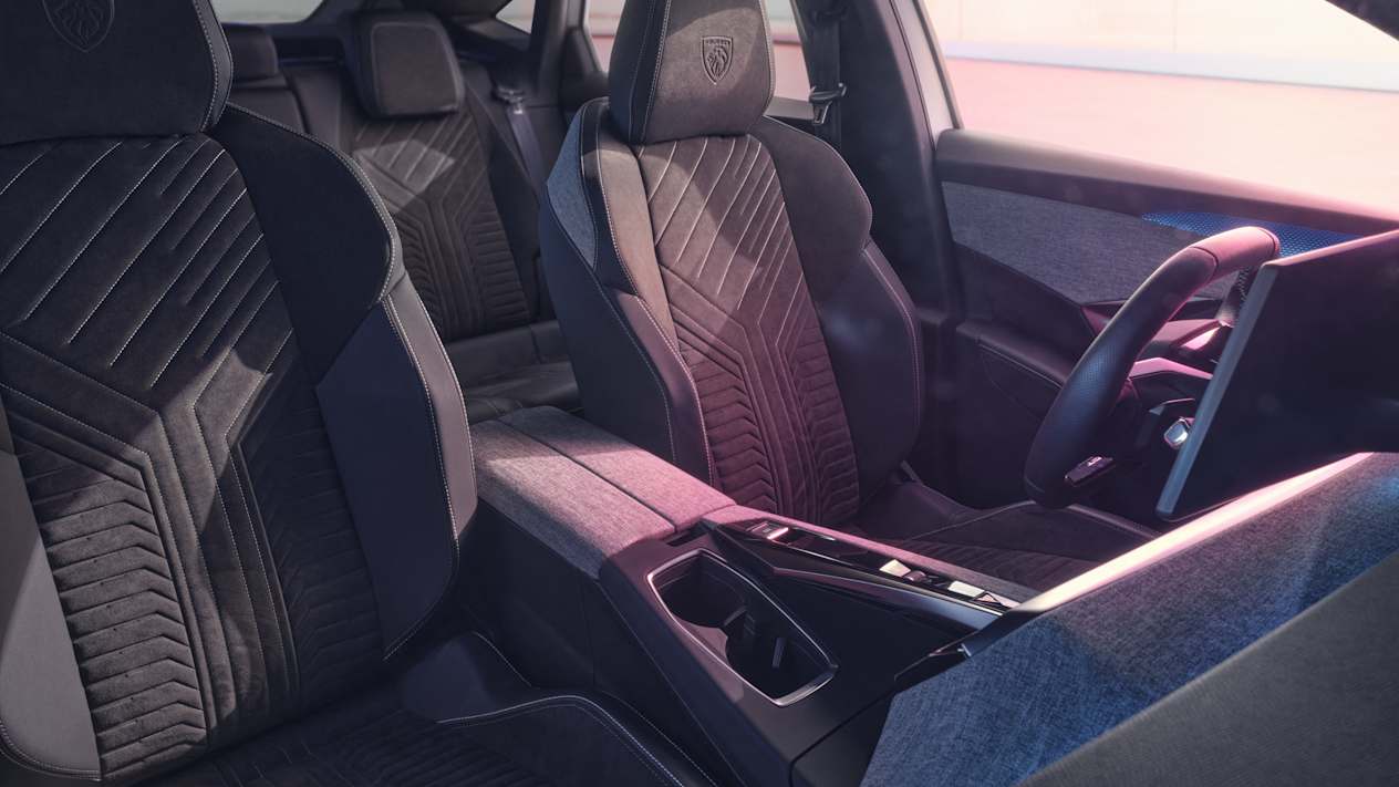 Peugeot e-3008 2024 sièges