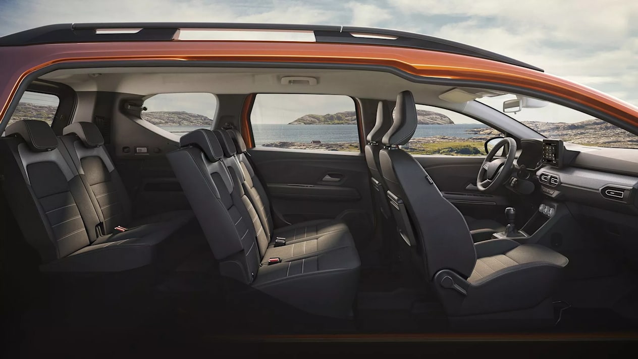 Jogger Hybrid Side View Interior