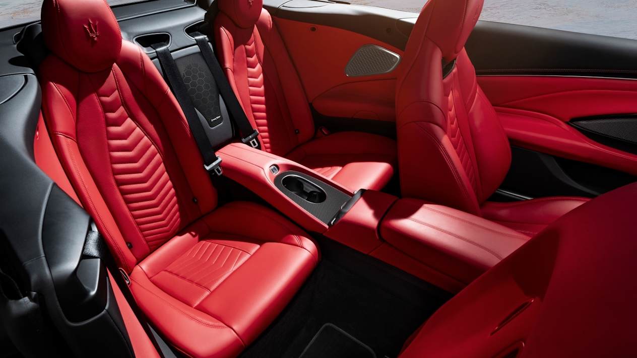 Maserati GranCabrio habitacle arrière