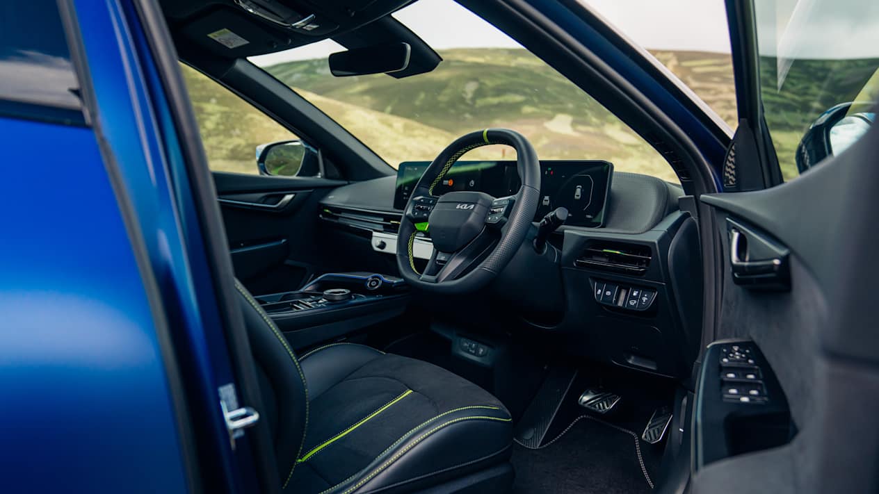 The new Kia EV6 GT