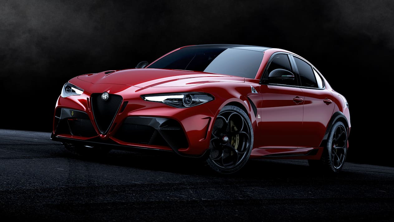 Trois quart avant Alfa Romeo GTA