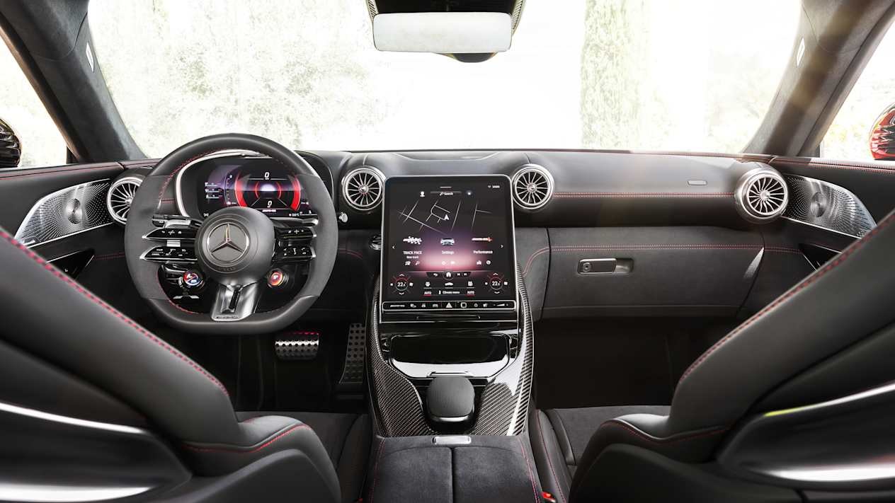 Mercedes-AMG SL 63 2022 : planche de bord