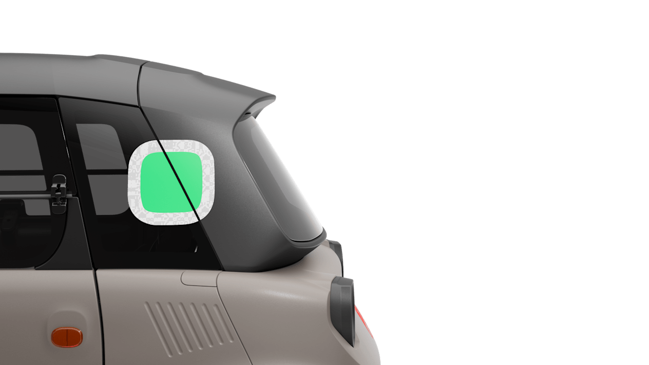 Citroën Ami Minty 2025 : détail sticker sur custode arrière