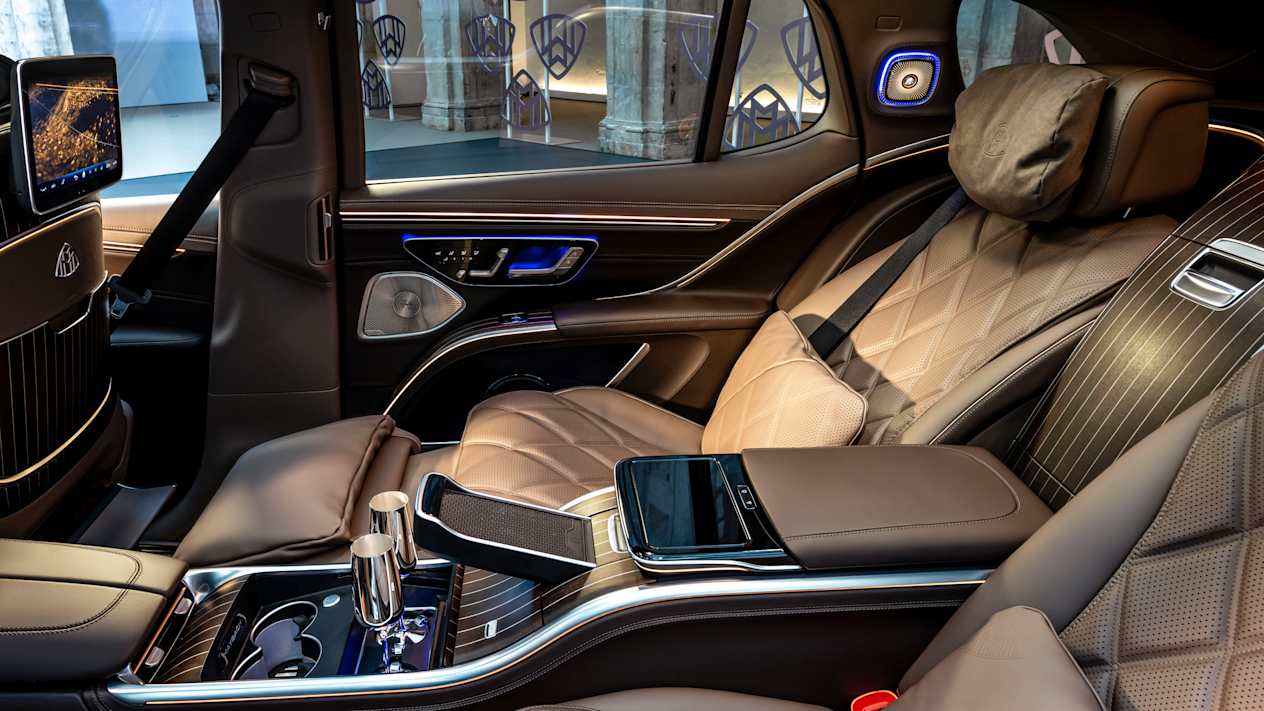Mercedes-Maybach EQS SUV 2023 : sièges arrière