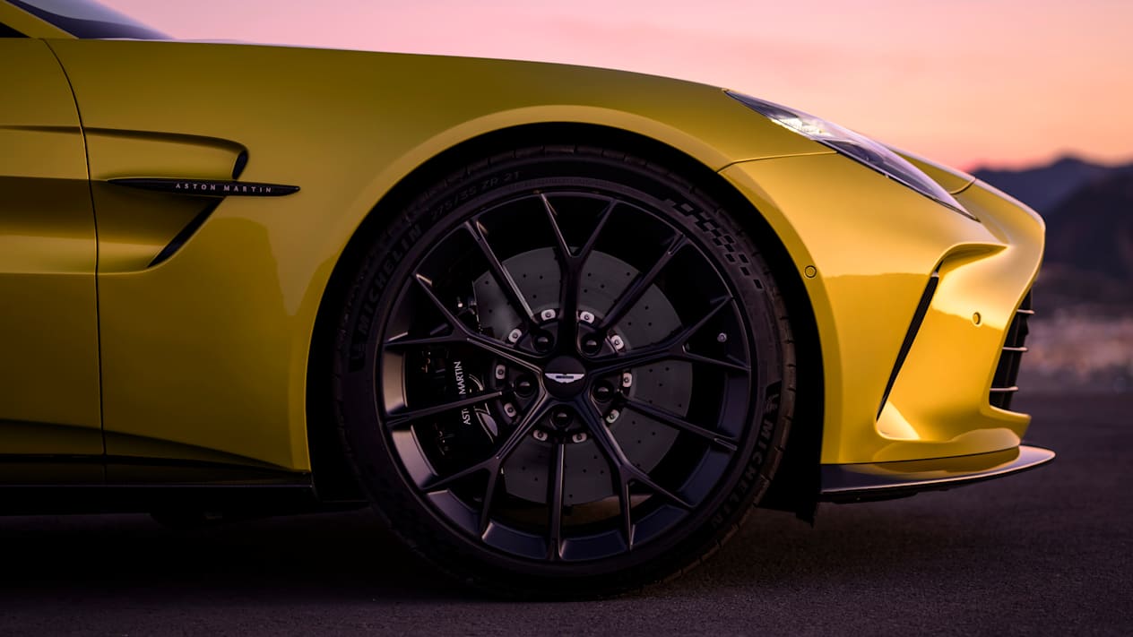 Aston Martin Vantage 2024 : détail jante