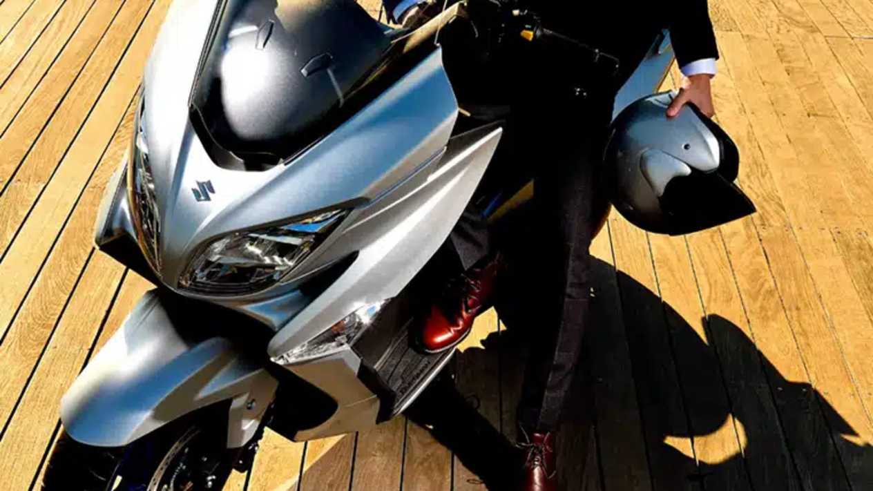 Suzuki Burgman 400 : vu plongée