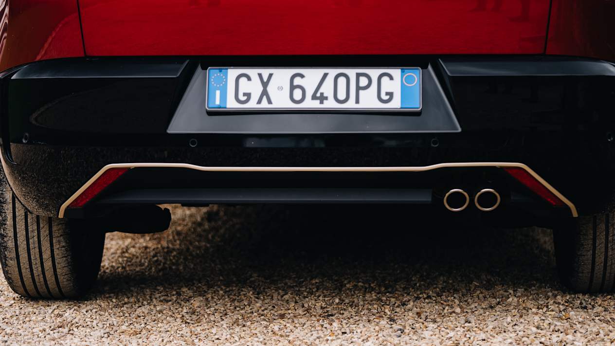 Alfa Romeo Junior Intensa arriere