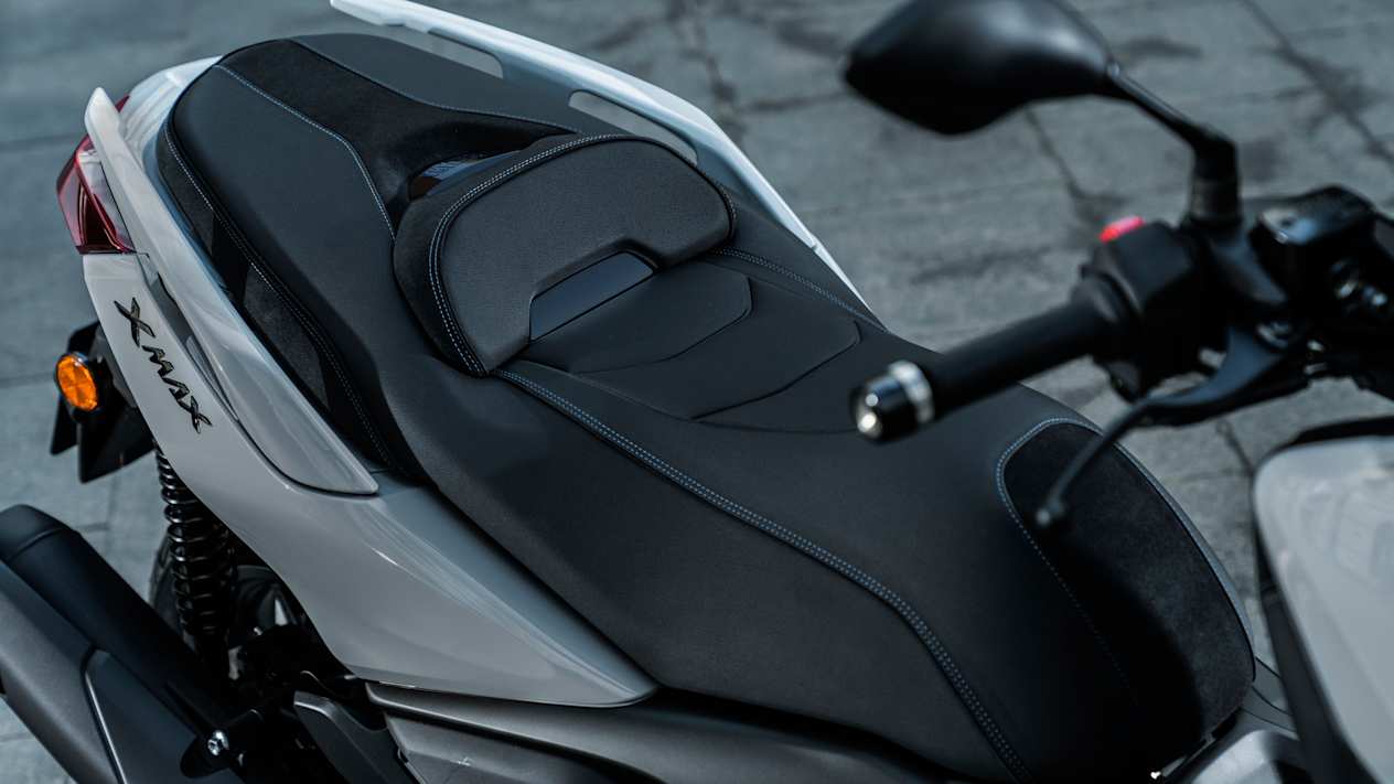 Yamaha XMAX 125 Tech Max 2025 : détail selle