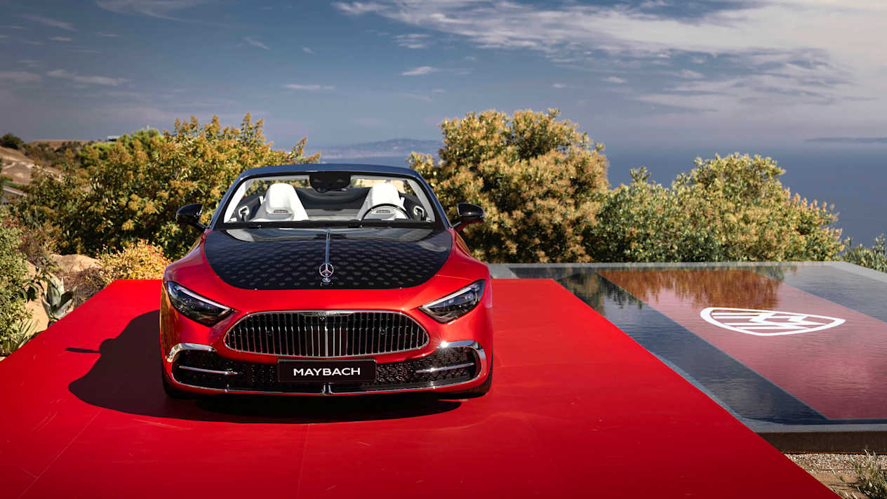 Mercedes Maybach SL capot à motifs