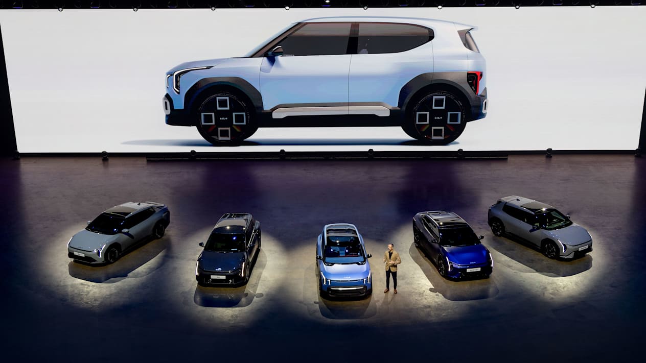 Kia unveils EV4 and EV2