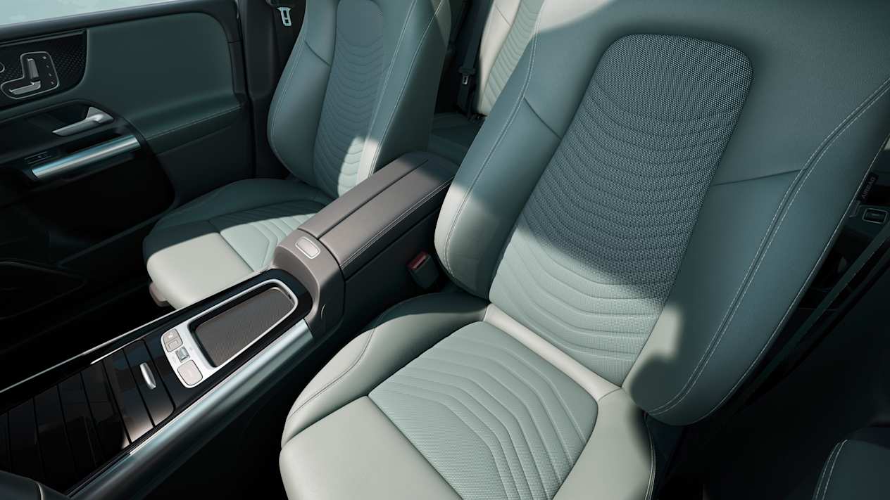 Mercedes-Benz Classe B 2023 : sièges avant