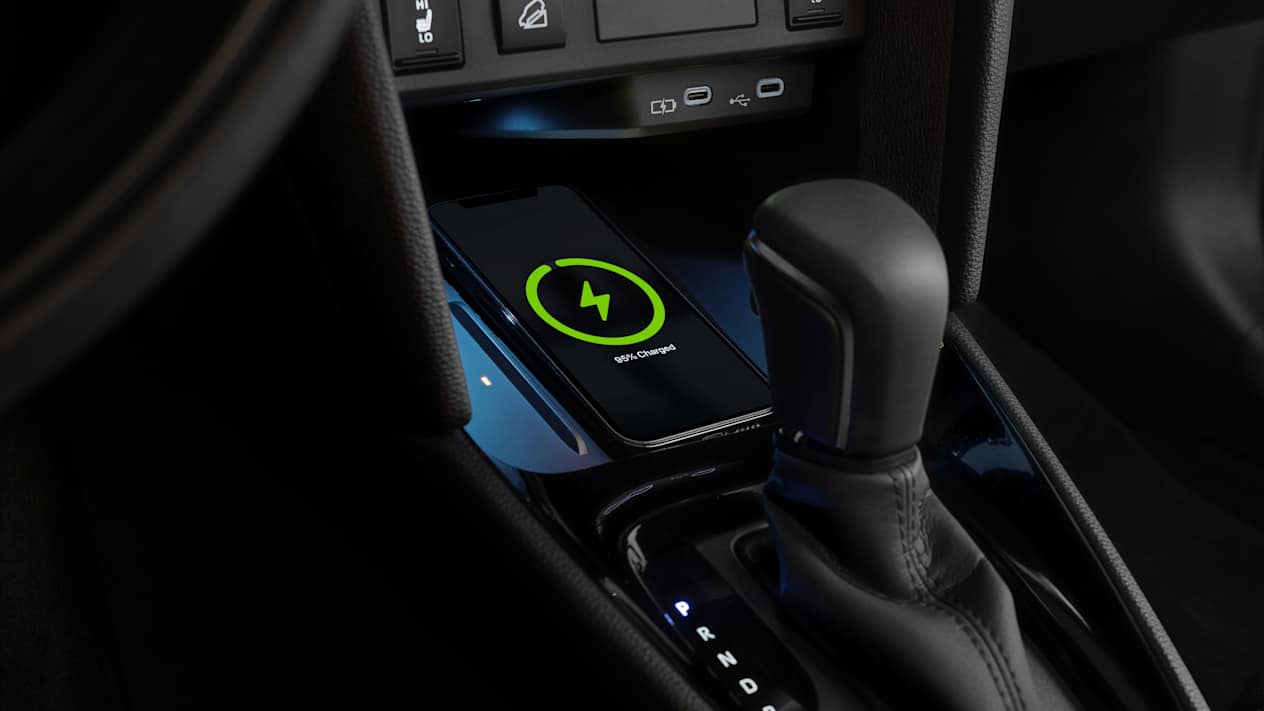 Toyota Yaris Cross 2024 : recharge téléphone par induction