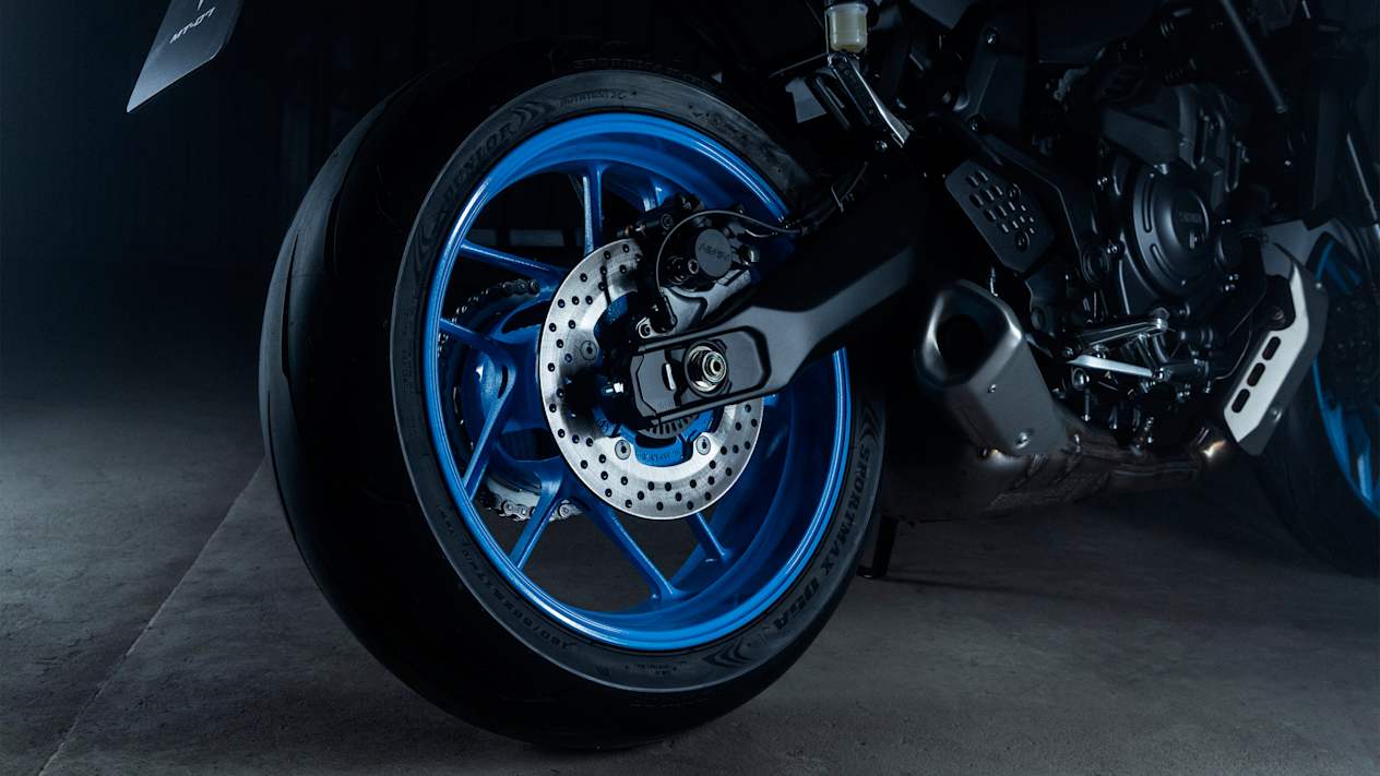 yamaha mt-07 2025 roue arrière
