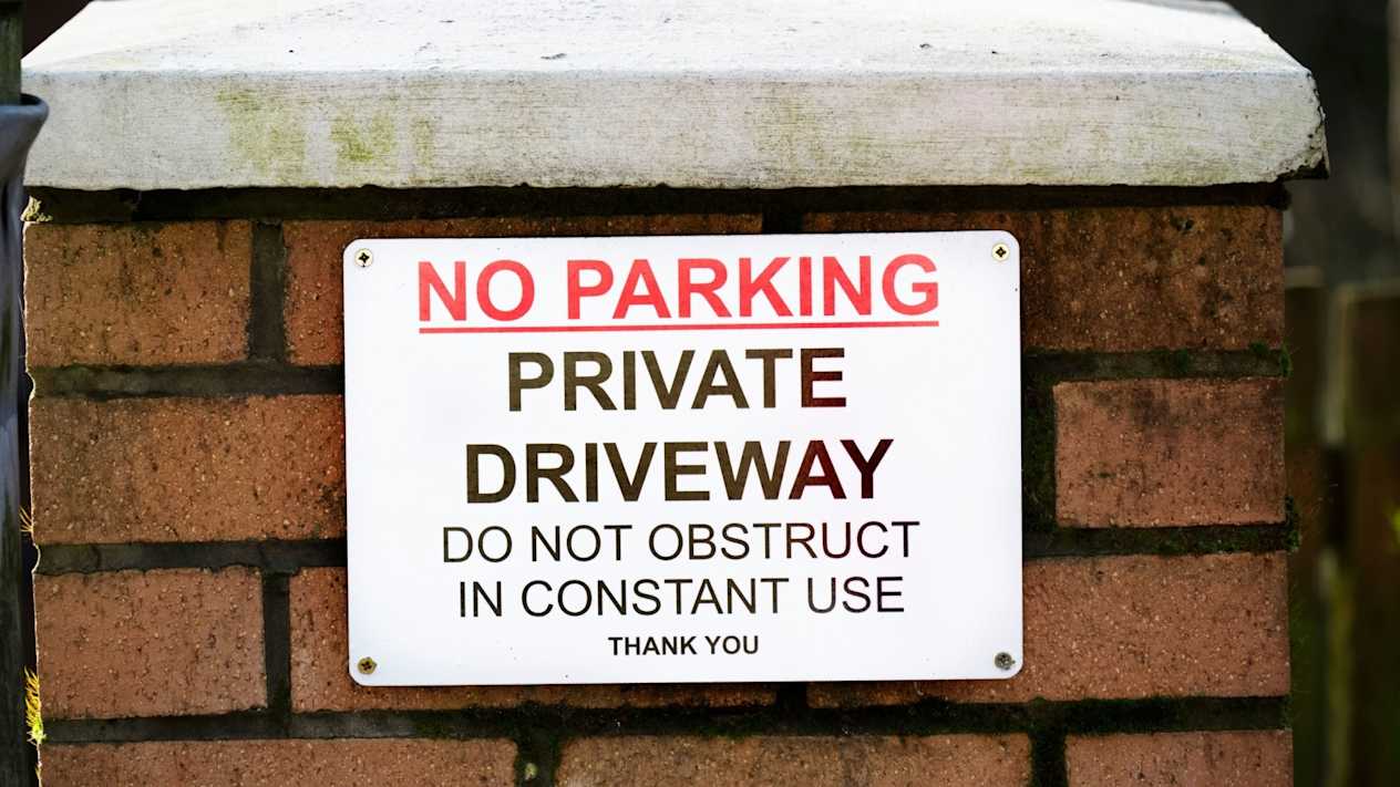 Is_It_Illegal_To_Park_In_Someone_Elses_Driveway_Second_Banner